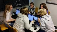 Koululaisia, Hauhon yhtenäiskoulu.