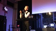 Patrick Tiainen saarnaa Uskon sanan jumalanpalveluksessa