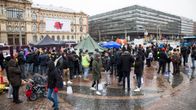 Turvapaikanhakijoiden mielenosoitus rautatientorilla