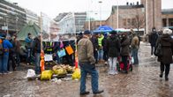 Turvapaikanhakijoiden mielenosoitus rautatientorilla