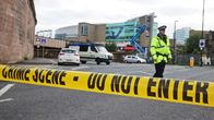 Poliisin eristämä Manchester Arena.