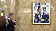 Muotokuva kätkee taakseen mosaiikin tekijät