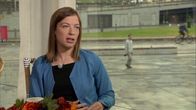 Miksi opetusministeri Li Anderssonilla on liuta avustajia?