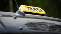 Taksi.