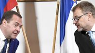 Pääministerit Dimitri Medvedev ja Juha Sipilä 26. syyskuuta.