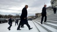Donald Trump saapumassa Yhdysvaltain kongressiin Washingtonissa 9. tammikuuta.