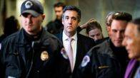 Trumpin ex-asianajaja Michael Cohen poistui senaatin turvallisuuskomitean kuulemisesta 26. helmikuuta. 