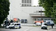 Poliisin ja pelastuslaitoksen yksiköitä Helsingin kaupunginteatterilla