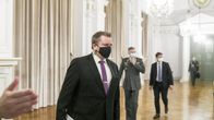 Antti Kaikkonen  maanpuolustuskurssin avajaisissa Helsingin kaupungintalolla.