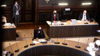 Hallitus aloitti varsinaisen neuvottelun liikkumisrajoituksista Säätytalossa 22. maaliskuuta.