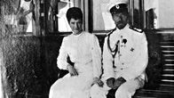 Tsaari Nikolai II vaimoineen