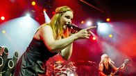 Anette Olzon Nightwishin kanssa  Montreuxissa, Sveitsissä heinäkuussa 2012.