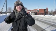 kirjailija-toimittaja Mikko-Pekka Heikkinen Inarin raitilla