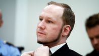 Anders Behring Breivik oikeudessa Oslossa elokuussa 2012.