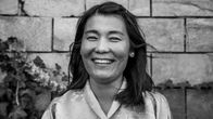 Denchen Wangmo Bhutanin yleisradioyhtiön BBS:n uutistenlukija