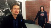 Mainostoimistossa brändätään myös poliitikkoja. Kuvassa Ville Lehtinen ja Pauliina Koivunen Mainostoimisto Kenttä