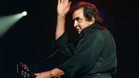 Muusikko Johnny Cash esiintymässä Montreuxissa, Sveitsissä, heinäkuussa 1994.