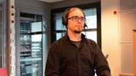 Av-kääntäjä Mikko Kinnunen tekisi mieluummin töitä jonkun palkkaamana kuin yrittäjänä.