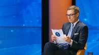 Pääministeri Alexander Stubb Ylen puheenjohtajatentissä.