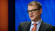 Juha Sipilä puheenjohtajatentissä.