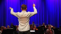 Kapellimestari Ville Matvejeffin johtaa Jyväskylä Sinfoniaa