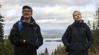 Ohjaaja Kai Paavilainen ja lavastaja Emiilia Kosonen.