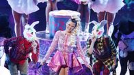 Saara Aalto esiintyi X-Factor Live -finaaleissa 22. lokakuuta. 