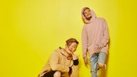 Kuvassa artistit Mikael Gabriel ja Isac Elliot.
