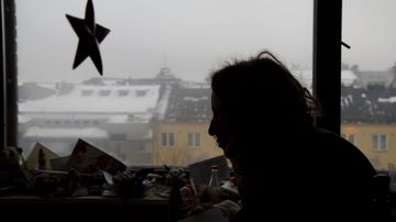 Komerot on valokuvaaja Lilja Tammisen ja tuottaja Jalmari Eskelisen valokuviin ja haastatteluihin perustuva projekti kotiin syrjäytyneistä nuorista. Se kertoo kymmenen yhteiskunnan ulkopuolelle jääneen nuoren tarinan.