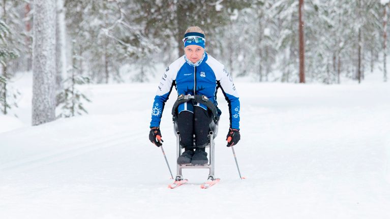 Paralympiahiihtäjä Sini Pyylle ehdotettiin eläkettä 17-vuotiaana ...