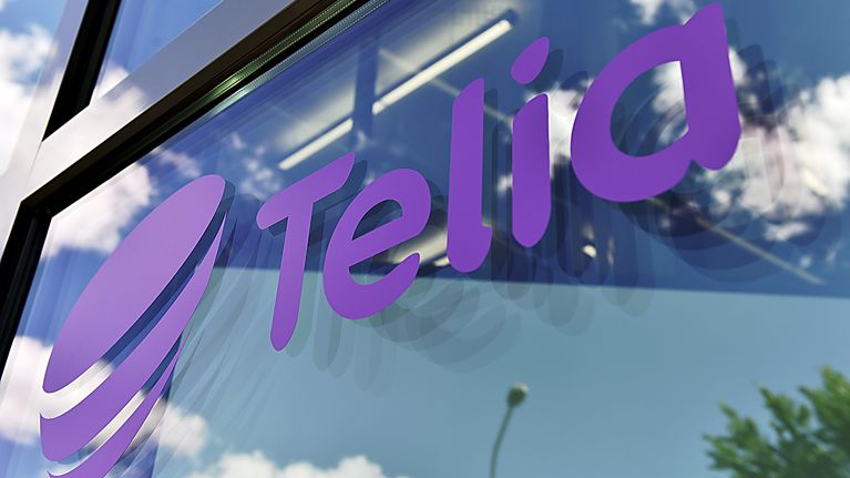 Telian logo ikkunassa