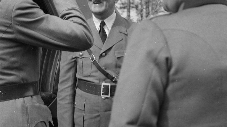 puolustusvoimat-p-ivitti-kuva-arkistoaan-kaikki-adolf-hitlerin-suomen