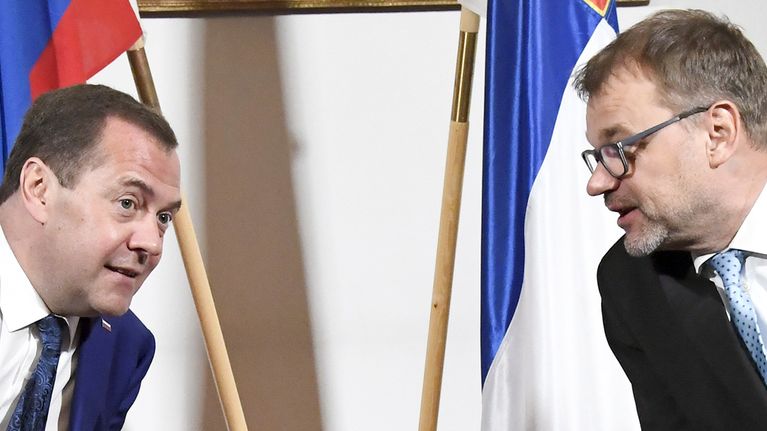 Pääministerit Dimitri Medvedev ja Juha Sipilä 26. syyskuuta.