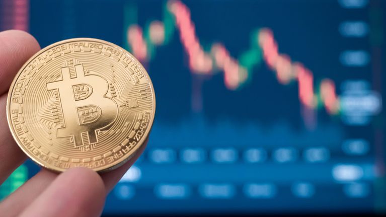 Bitcoin teki 28-vuotiaasta miljonäärin – 500 euron sijoituksella 2 ...