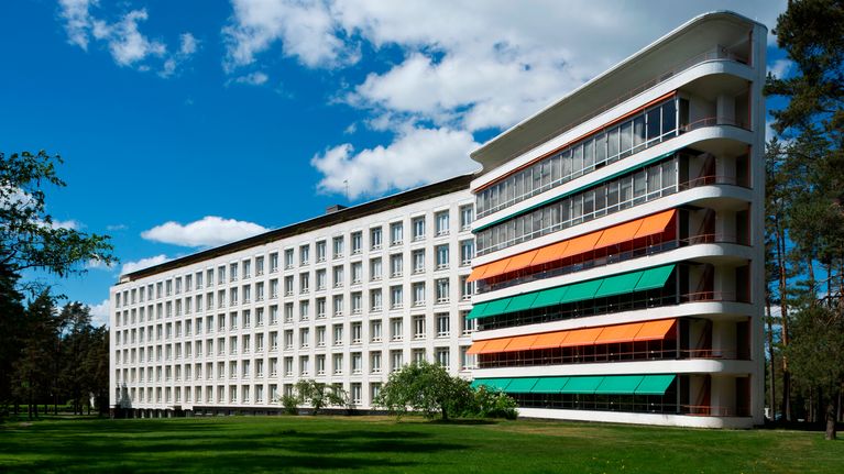 Paimion parantola, potilassiipi. Paimio Sanatorium, patient wing (1929-33). Photo Maija Holma, Alvar Aalto Museum.