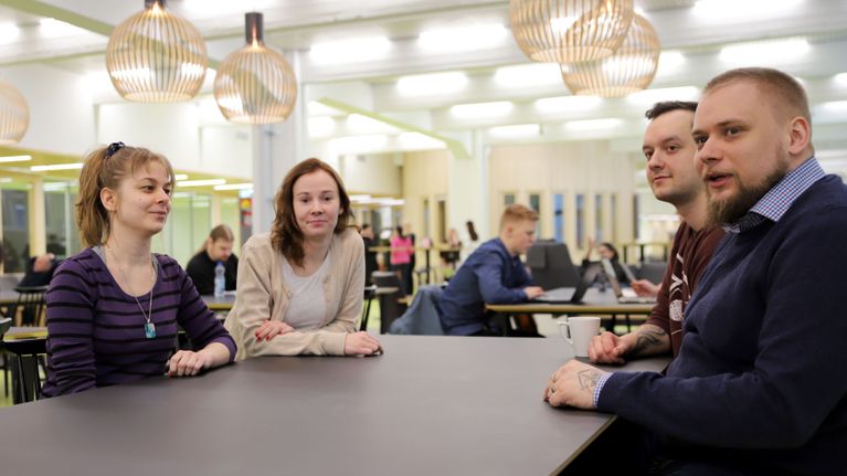 Jaana-Kaisa Parkkinen, Emmi Ojantausta, Marko Kaira ja Jaakko Salén. 