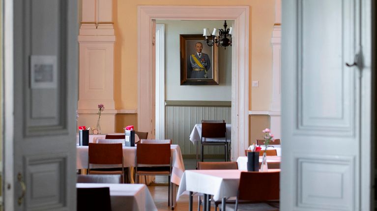 Rakuunamäen upseerikerhon sali
