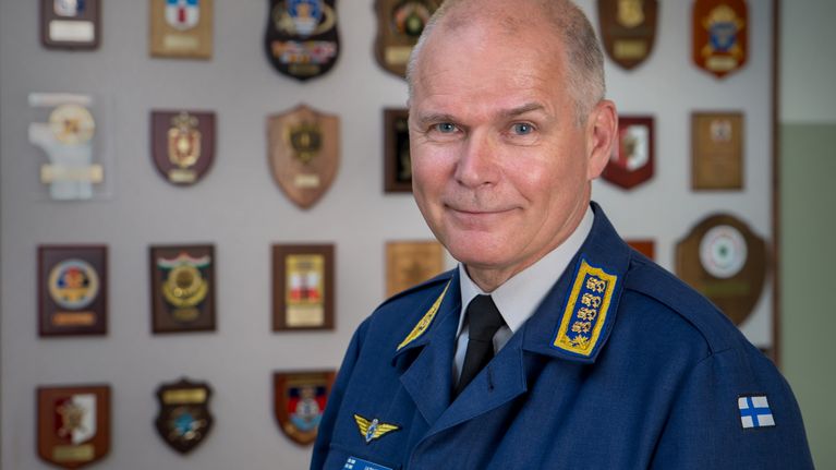 Puolustusvoimain komentaja Jarmo Lindberg