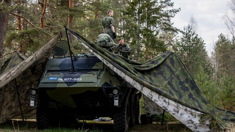 Suomalainen Pasi-miehistönkuljetusvaunu Siil 2018 -harjoituksessa Virossa.