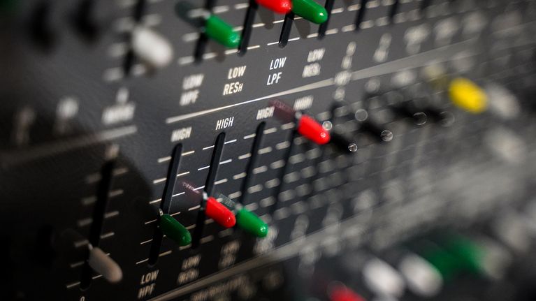 Yamaha CS80, syntetisaattori