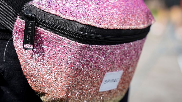 Aura Fest, vyölaukku, glitter