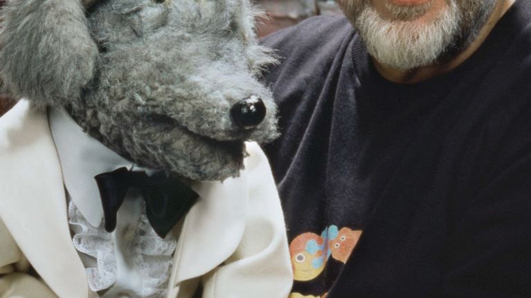Ransu-koira ja toimittaja Pertti Nättilä.