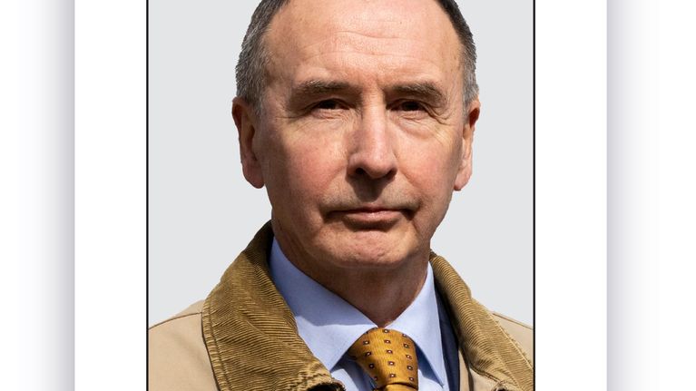 Pääesikunnan entinen tiedustelupäällikkö, kenraalimajuri Pekka Toveri on kommentoinut usein Ukrainan sodan tapahtumia. Kuva: Toni Määttä / Yle