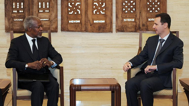 YK:n ja Arabiliiton Syyrian-edustaja Kofi Annan ja Syyrian presidentti Bashar al-Assad.
