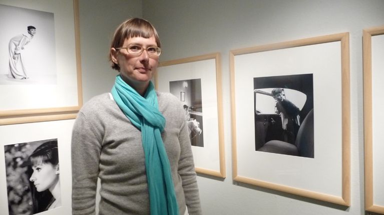 Näyttelyn tuottaja Ina Brockmann