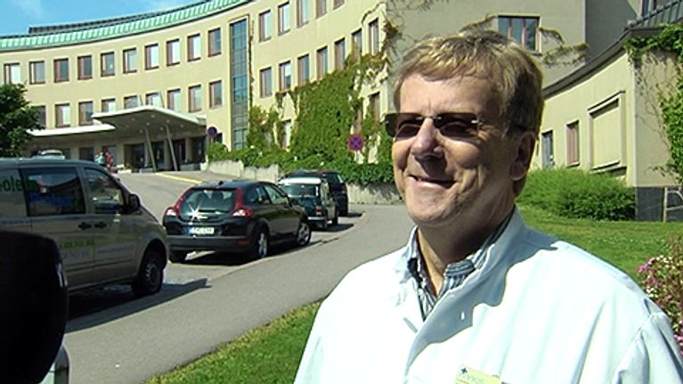 Professori Heikki Peltola.