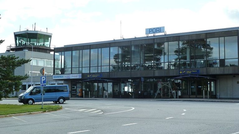Porin lentoasema