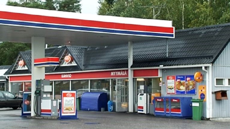 Huoltoaseman myymälärakennus.