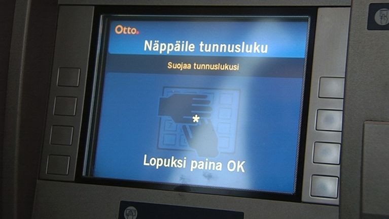 Pankkiautomaatin näyttöruutu.
