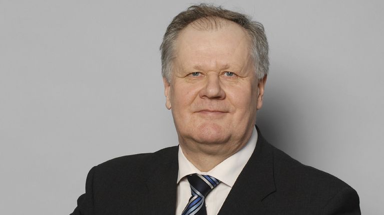 Kansanedustaja Seppo Kääriäinen (kesk.)